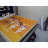 banner de lona com logotipo